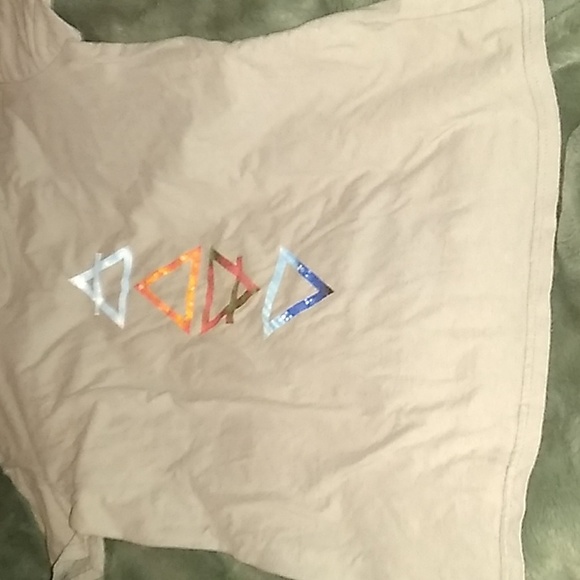 Four Elements tee - Picture 2 of 4